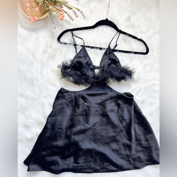 For Love & Lemons black Dress Victoria’s Secret Collab - Picture 3 of 4